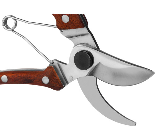 GRINDA P-17, 195 мм, из нержавеющей стали, с деревянными рукоятками, цельнокованый компактный плоскостной секатор, PROLine (423417) купить в Сочи GRINDA P-17, 195 мм, из нержавеющей стали, с деревянными рукоятками, цельнокованый компактный плоскостной секатор, PROLine (423417) купить в Сочи