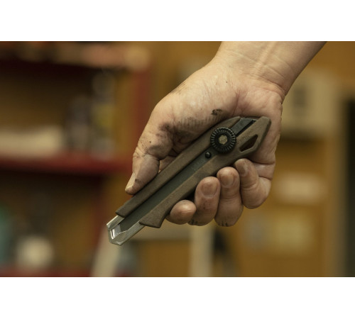 OLFA WOOD-PP Models 18 мм, с сегментированным лезвием, нож (OL-WD-L) купить  в Сочи