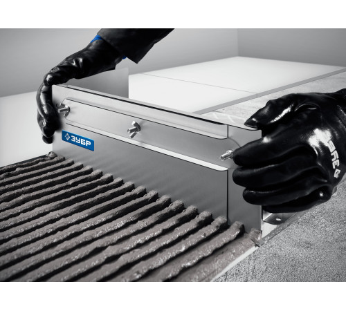 ЗУБР зуб 12*12 мм, до 600 мм, оцинкованная сталь, Раздвижная гребенка для плитки, ПРОФЕССИОНАЛ (08045-12) купить  в Сочи