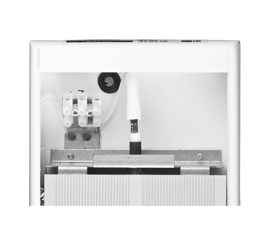 Обогреватель ЗУБР ″Мастер″ инфракрасный, рифлёная панель, потолочный, закрытого типа, ТЭН, 1,0кВт, 2,2 м, 220В купить  в Сочи