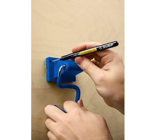 ЗУБР Колибри-20 черный, наконечник L 20 мм, ᴓ 2 мм, перманентный маркер для отверстий (06328-2) купить  в Сочи