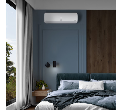 Сплит-система инверторного типа Electrolux Loft DC EACS/I-09HAL/N8 комплект купить в Сочи Сплит-система инверторного типа Electrolux Loft DC EACS/I-09HAL/N8 комплект купить в Сочи