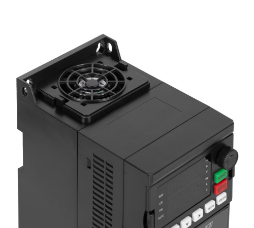 Преобразователь частоты SHUFT SKI780-0D75-4 0,75 кВт, 380В купить  в Сочи