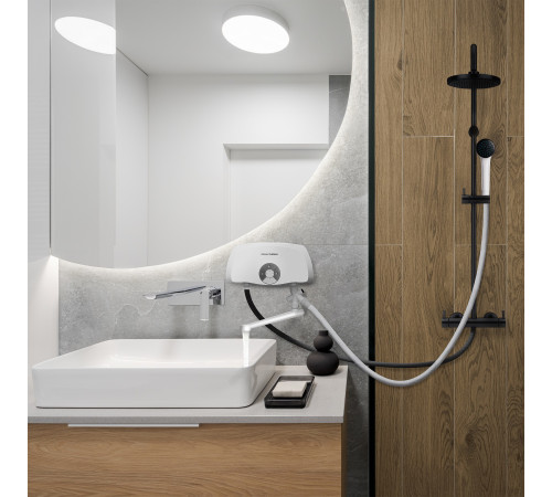 Водонагреватель проточный Royal Thermo SmartFix TS (3,5 kW) - кран+душ купить  в Сочи